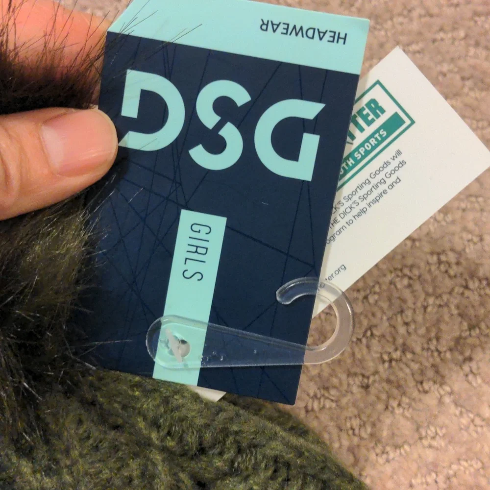 DSG Girls Cable Pom Beanie in Olive Green NWT